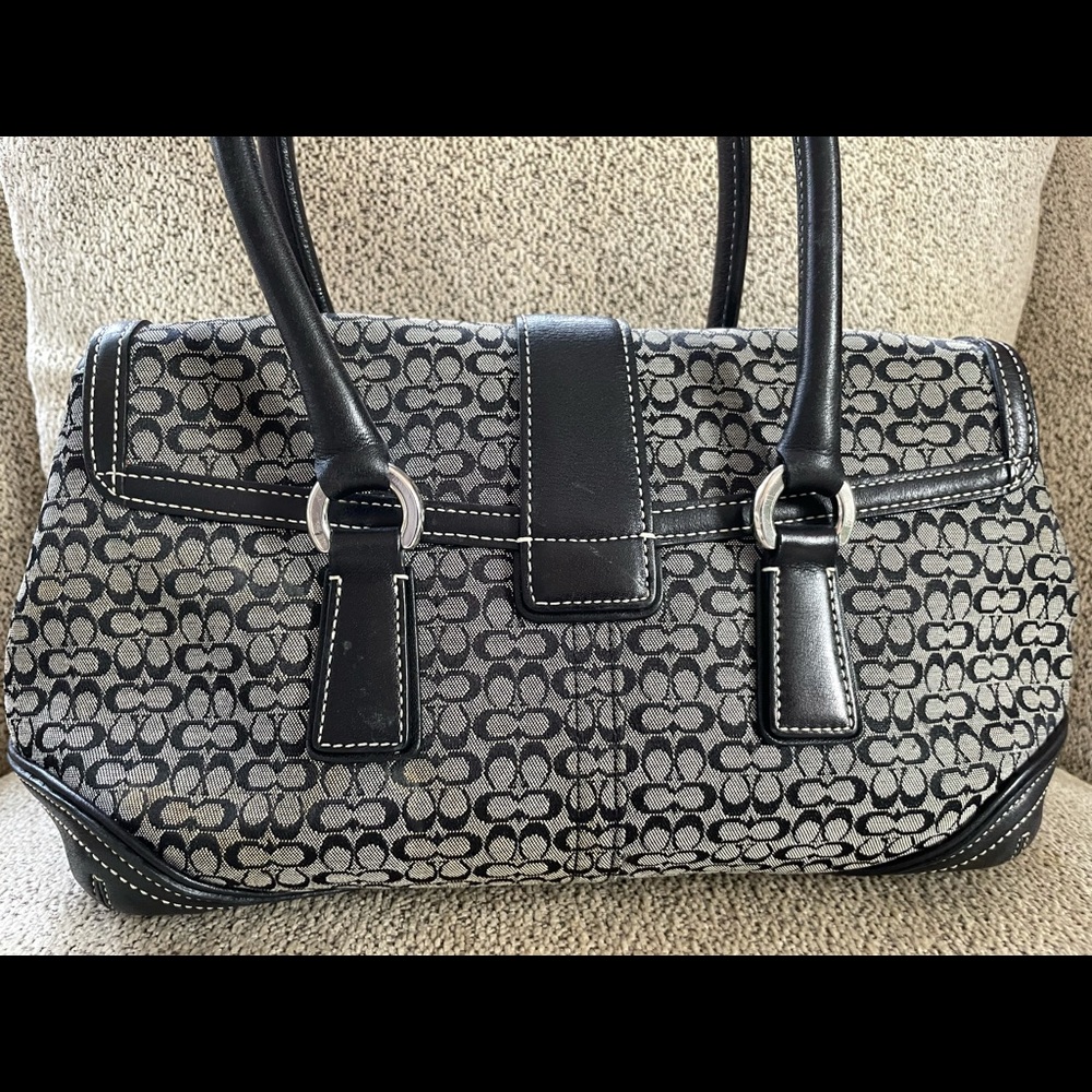 Vintage Monogram Coach Buckle Bag - Picture 2 of 9